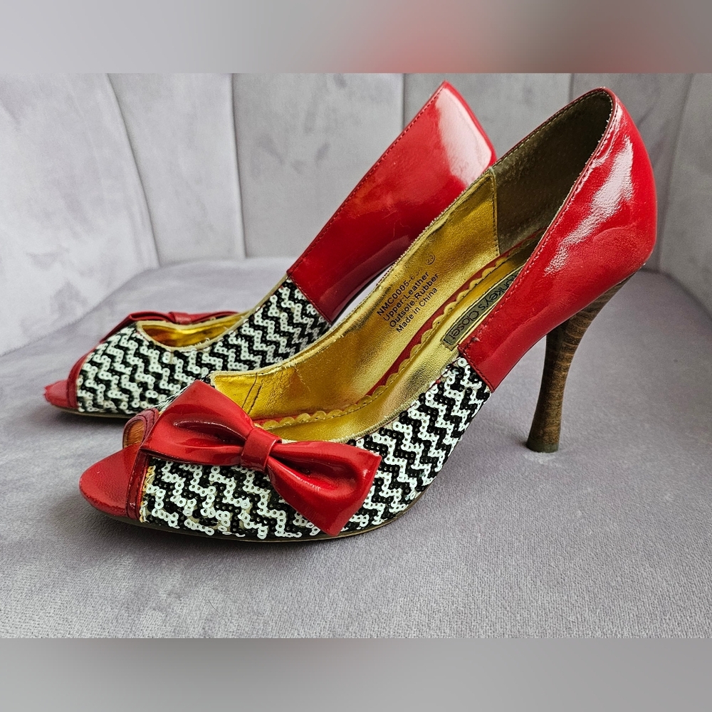 Naughty Monkey's Closet Size 6.5 Red with Black and White Checkered Heels